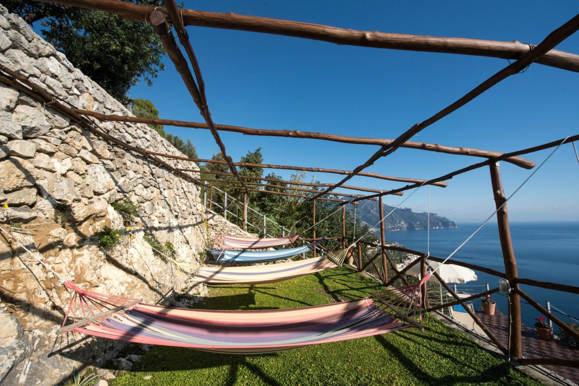 Esclusiva Con Piscina Privata Su