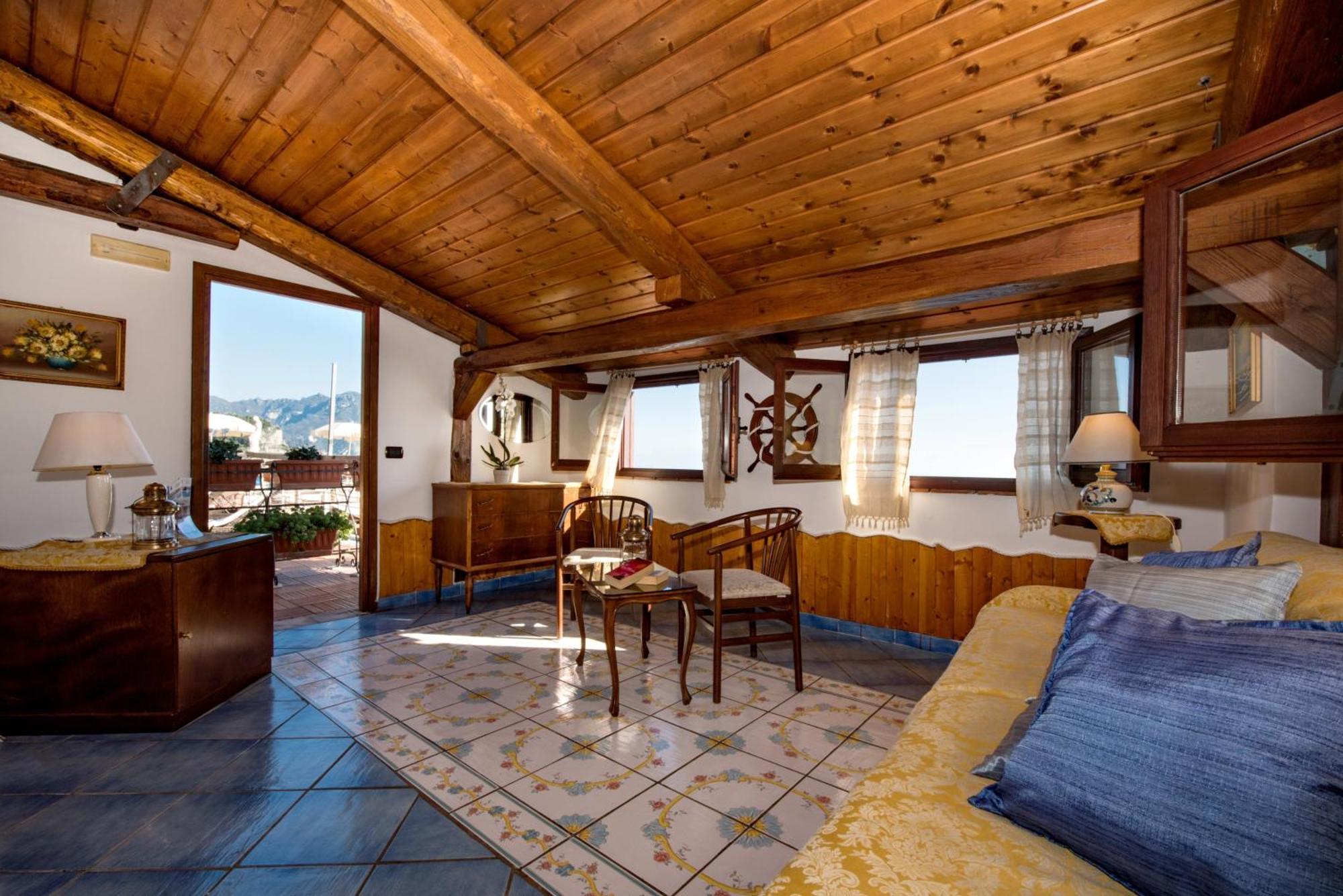 Esclusiva Con Piscina Privata Su Villa Amalfi